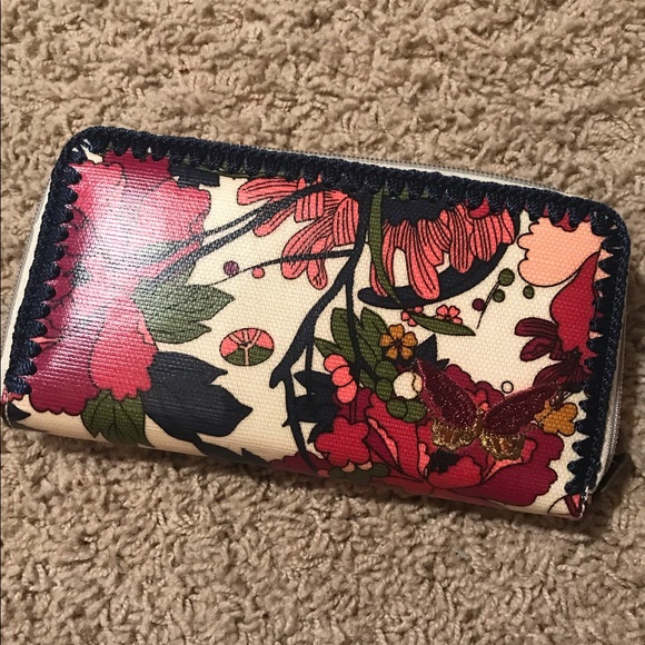Sakroots Large Floral Wallet - Picture 3 of 5